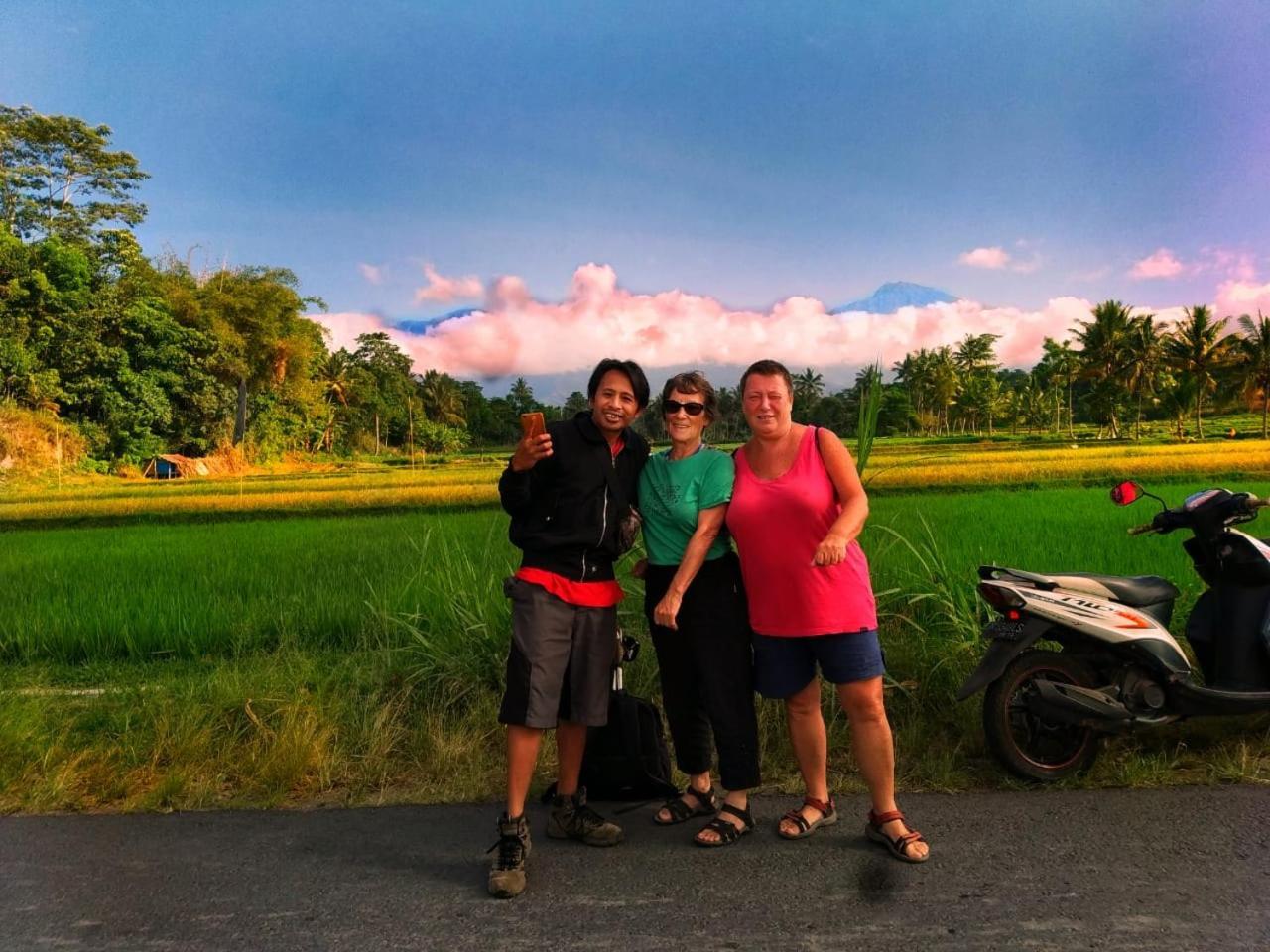 Jaya Homestay Tetebatu Exteriör bild